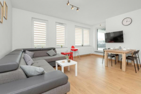 Apartament Słoneczny Balkon z Parkingiem by Noclegi Renters